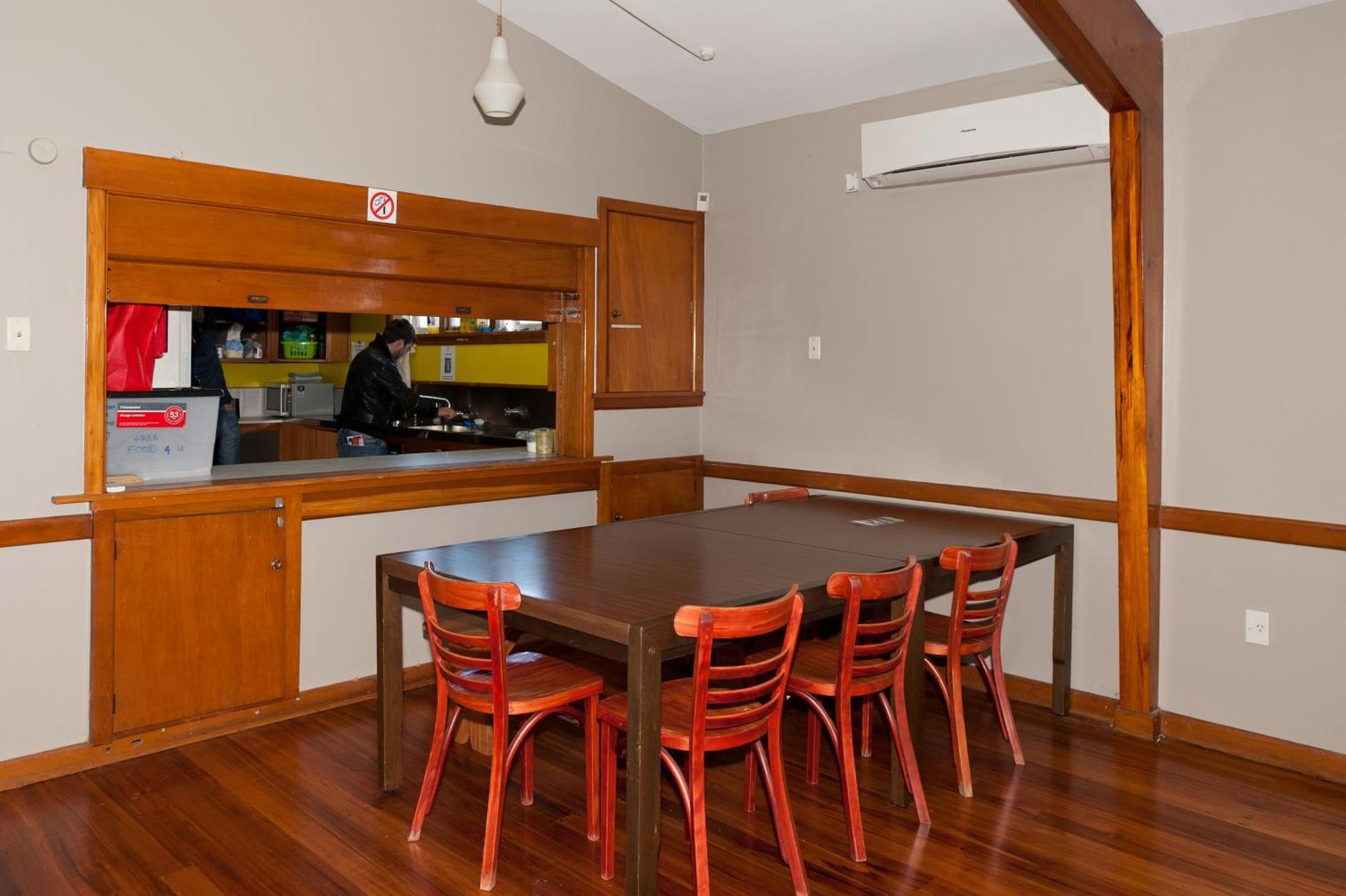 A Pousada 85 On Bealey Christchurch Exterior foto